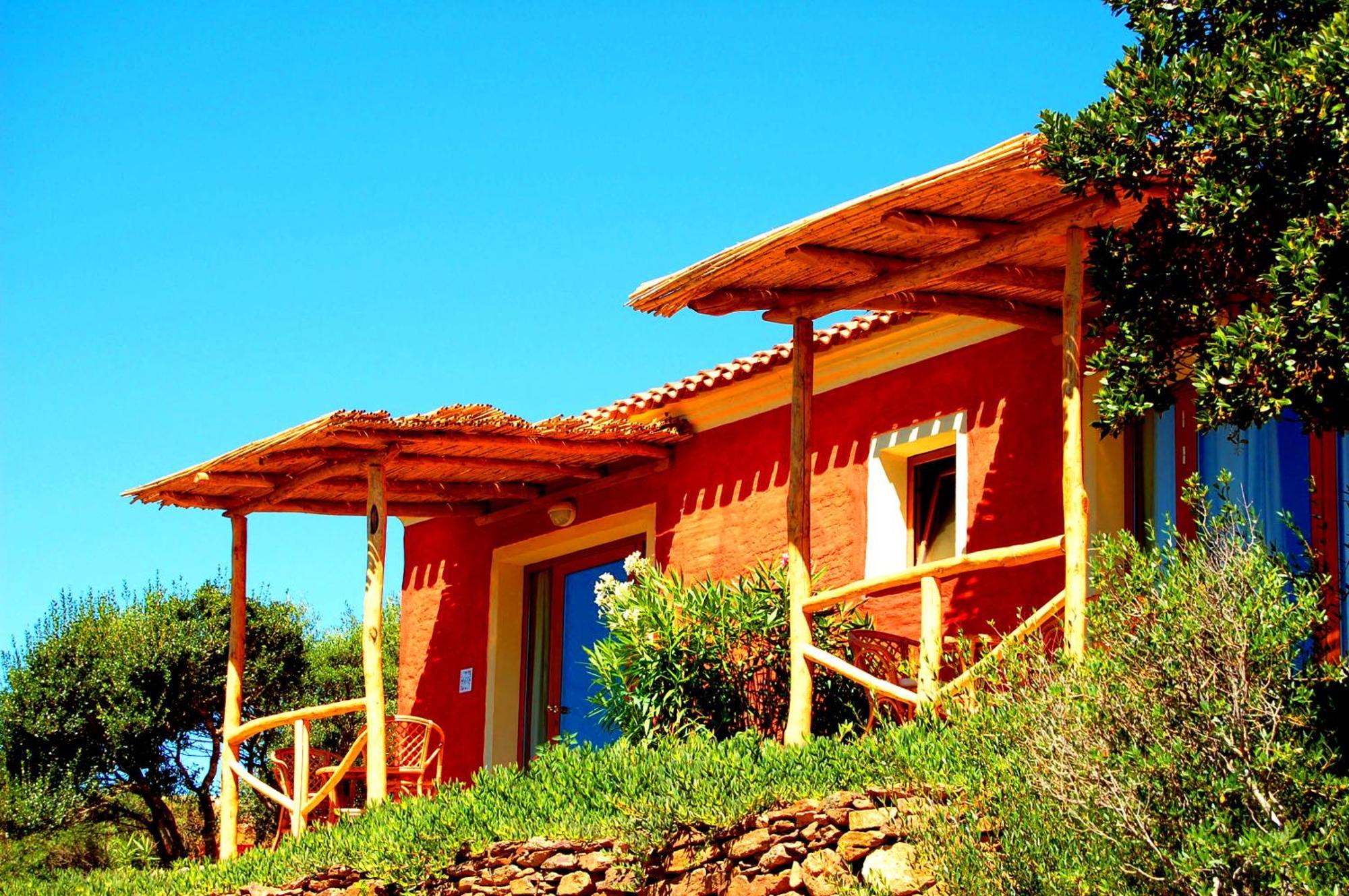 Hotel Aldiola Country Resort Sant'Antonio di Gallura Exterior photo